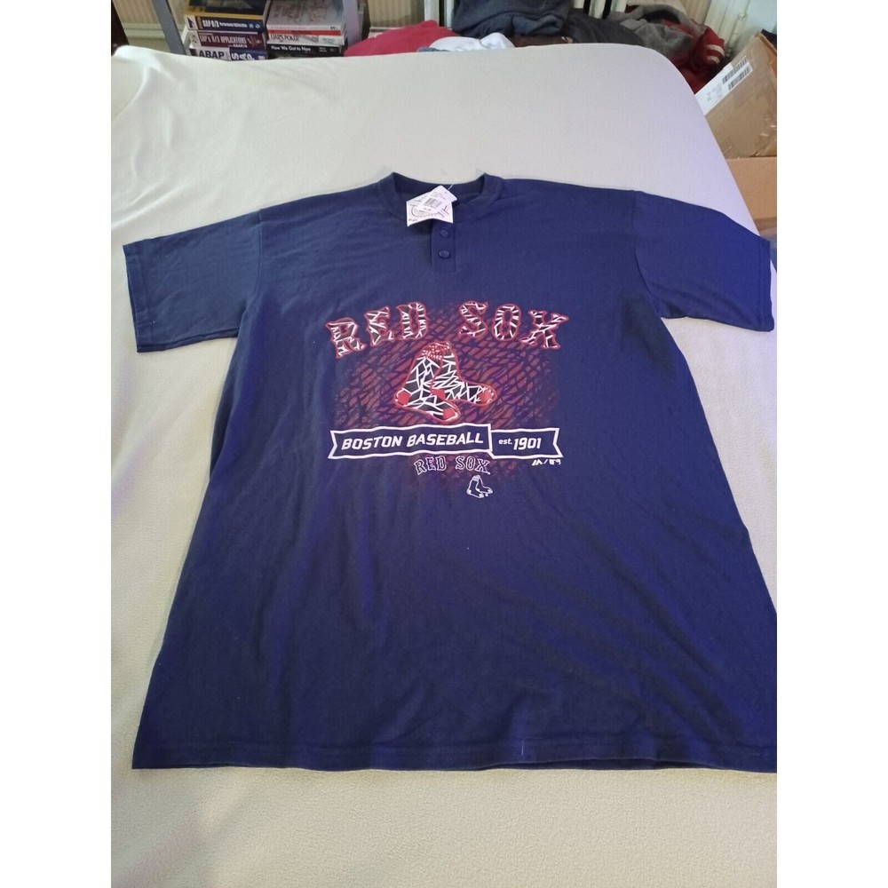 Boston Red Sox Majestic Blue Henley T-Shirt Size Large  NWT